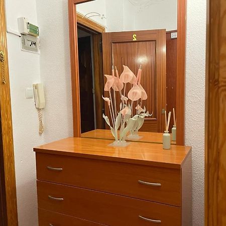Apartamento De 1 Dormitorio En Buena Ubicacion Διαμέρισμα Αλμπαθέτε Εξωτερικό φωτογραφία